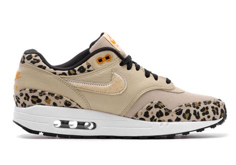 nike air max 1 dames leopard grijs wit crème rood|air max 1 model.